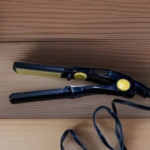 Conair 1/2 InchHair Straightener Tourmaline Ceramic Flat Iron